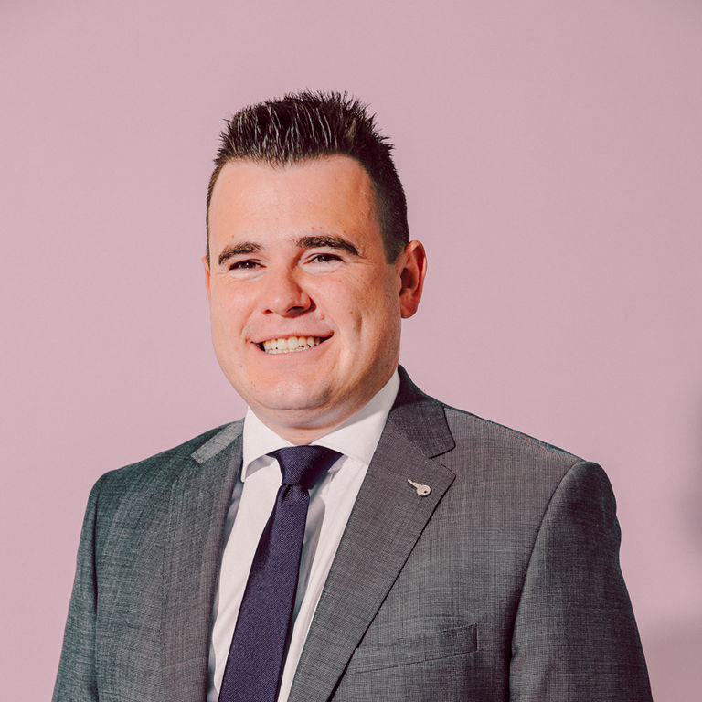 Simple Boffo 2020 05 May 25 1932