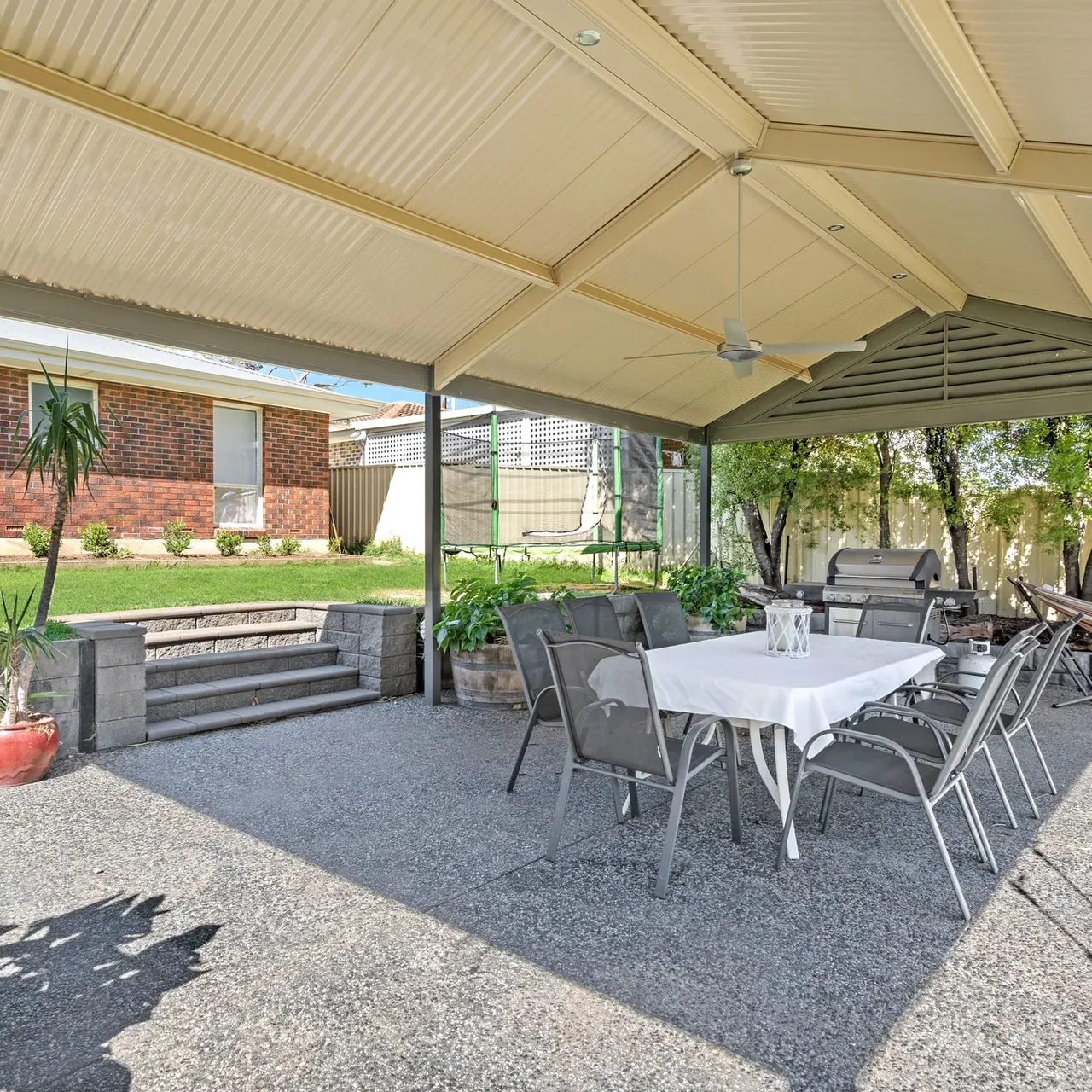 7 Pringle Avenue Backyard