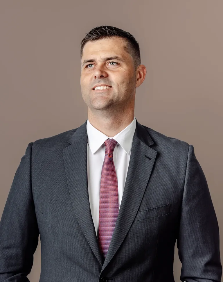 Robert Lonie Sales Partner