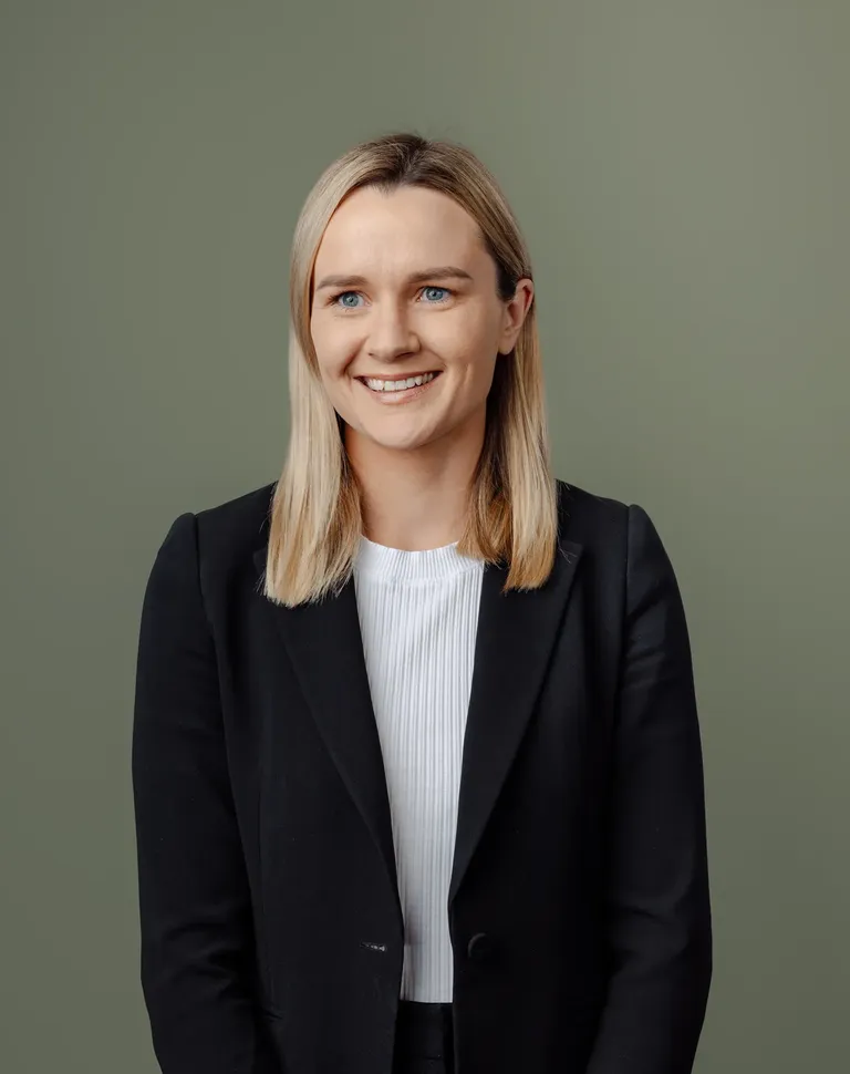 Rhianna Latus Sales Support