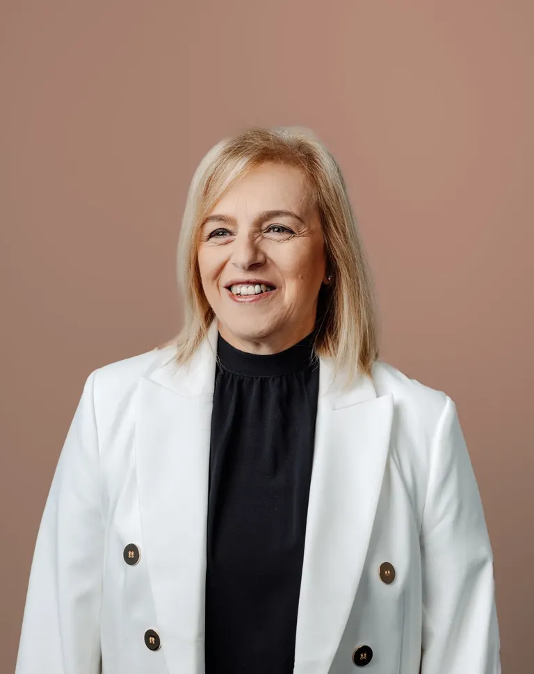 Sue Stentiford Leasing Partner