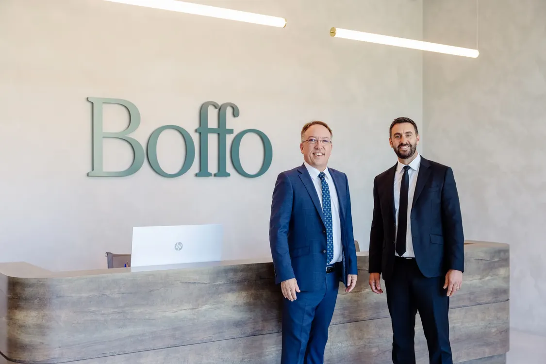 VISUAL DOMAIN Boffo Media 003