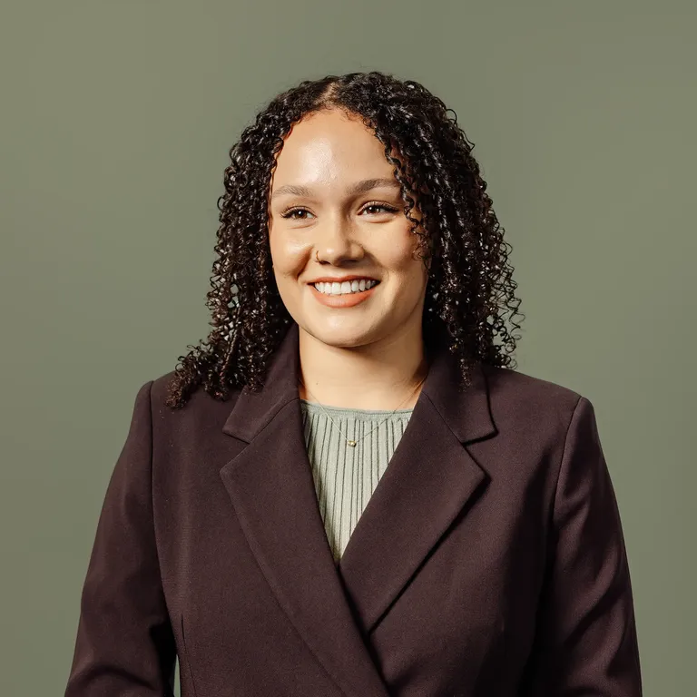 Thasa Hendricks Sales Support