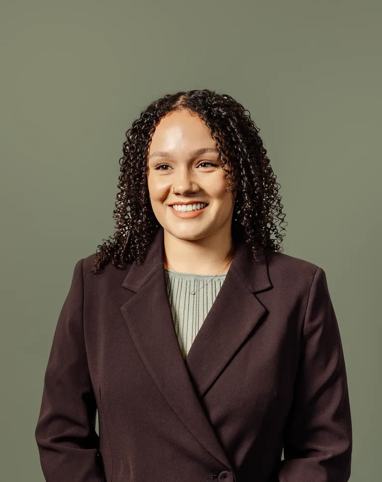 Thasa Hendricks Sales Support