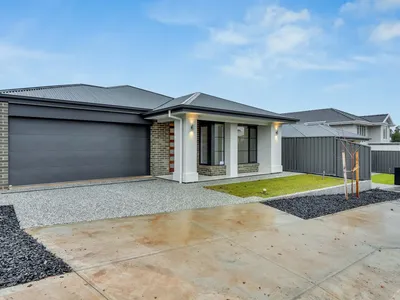 12 Plato | Boffo Real Estate