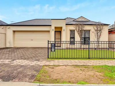 10 Albion | Boffo Real Estate