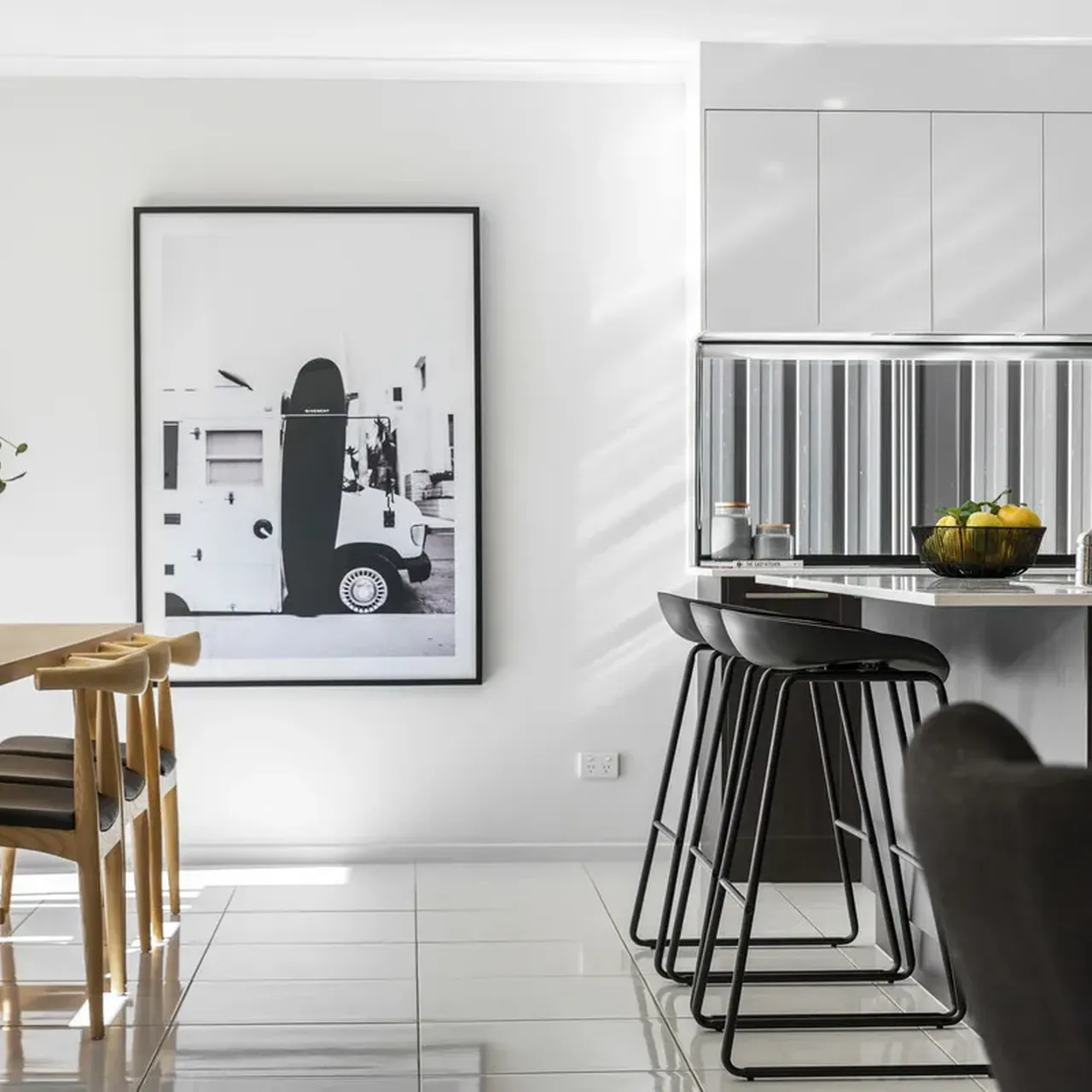 Sleek Modern Kitchen